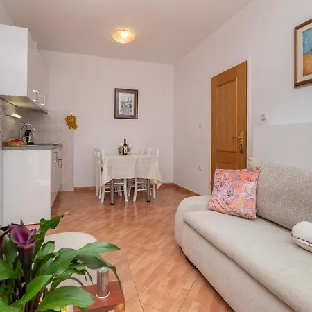 Apartamento Jovize Makarska