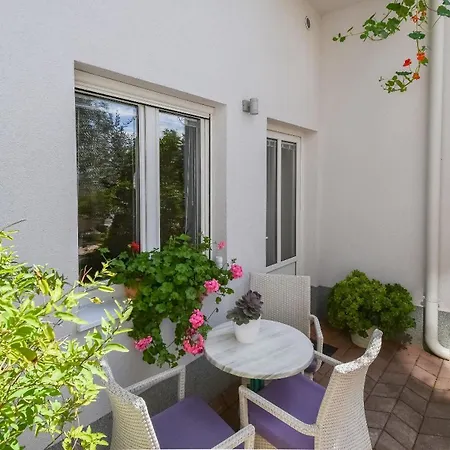 Jovize Apartment