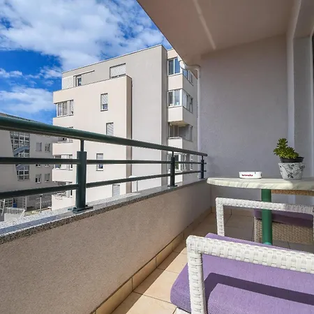 Jovize Apartment