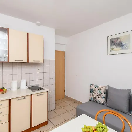 Apartment Jovize Makarska