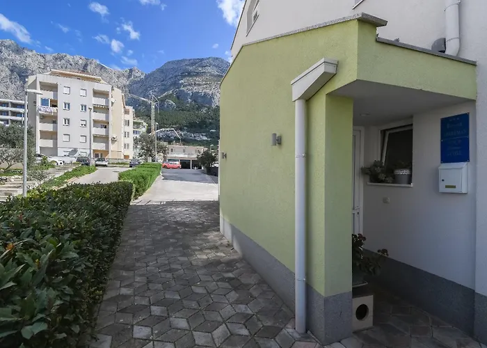 Jovize Appartamento Makarska