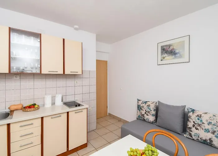 Appartamento Jovize Makarska