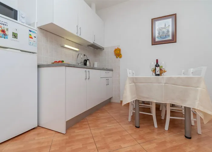 Apartament Jovize *