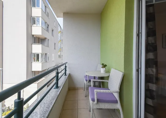 Apartament Jovize *